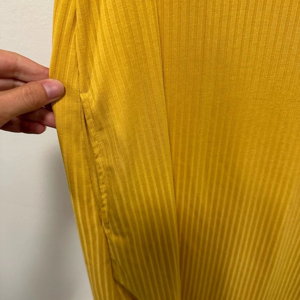 LulaRoe mustard dress! Ruffle dress with pockets! Women’s size small! - Picture 5 of 6